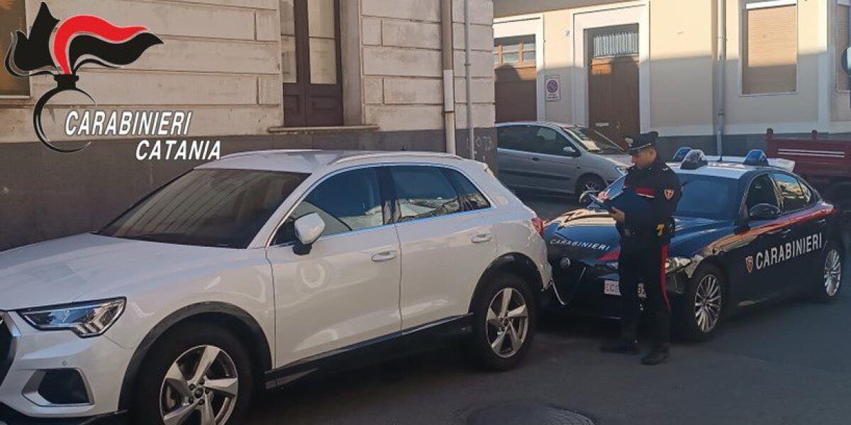 GIARRE . BECCATI DAI CARABINIERI A BORDO DI UN’AUTO RUBATA: DUE DENUNCIATI PER RICETTAZIONE - 