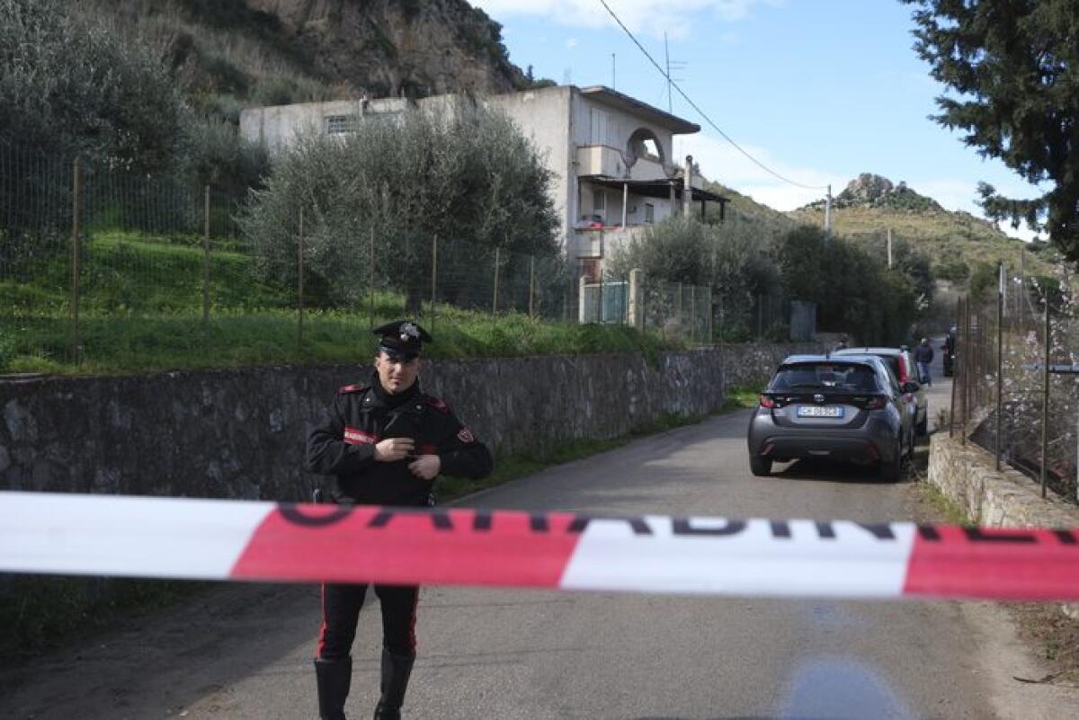 STRAGE IN FAMIGLIA, LA FIGLIA SUPERSTITE TROVATA CON I CELLULARI DELLE VITTIME: 'RIFAREI TUTTO' - 