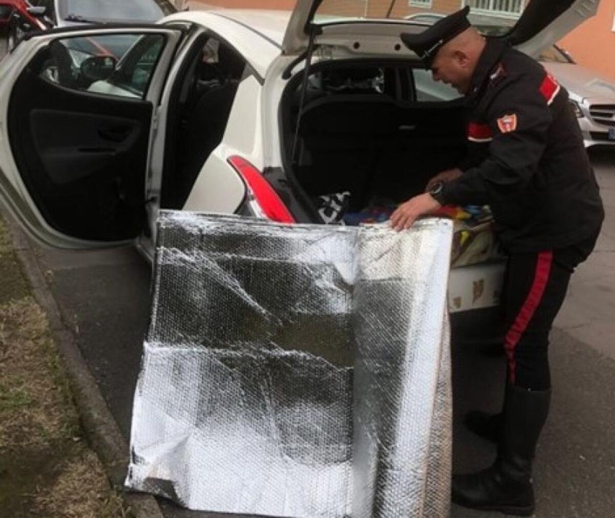 SAN GIOVANNI LA PUNTA, FORZANO UN FURGONE PER CON ARNESI DA SCASSO: TRE DENUNCIATI - 