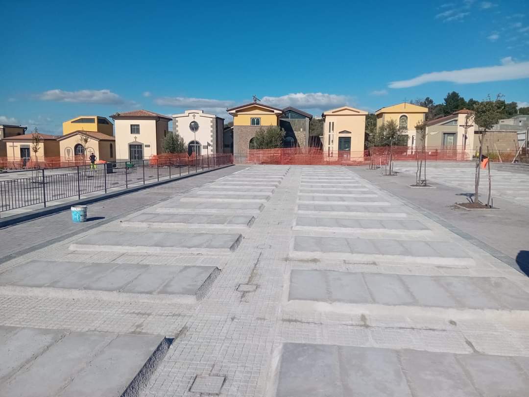 PATERNO'. IL SINDACO NINO NASO ANNUNCIA LA REALIZZAZIONE DI 310 NUOVE TOMBE DI FAMIGLIA