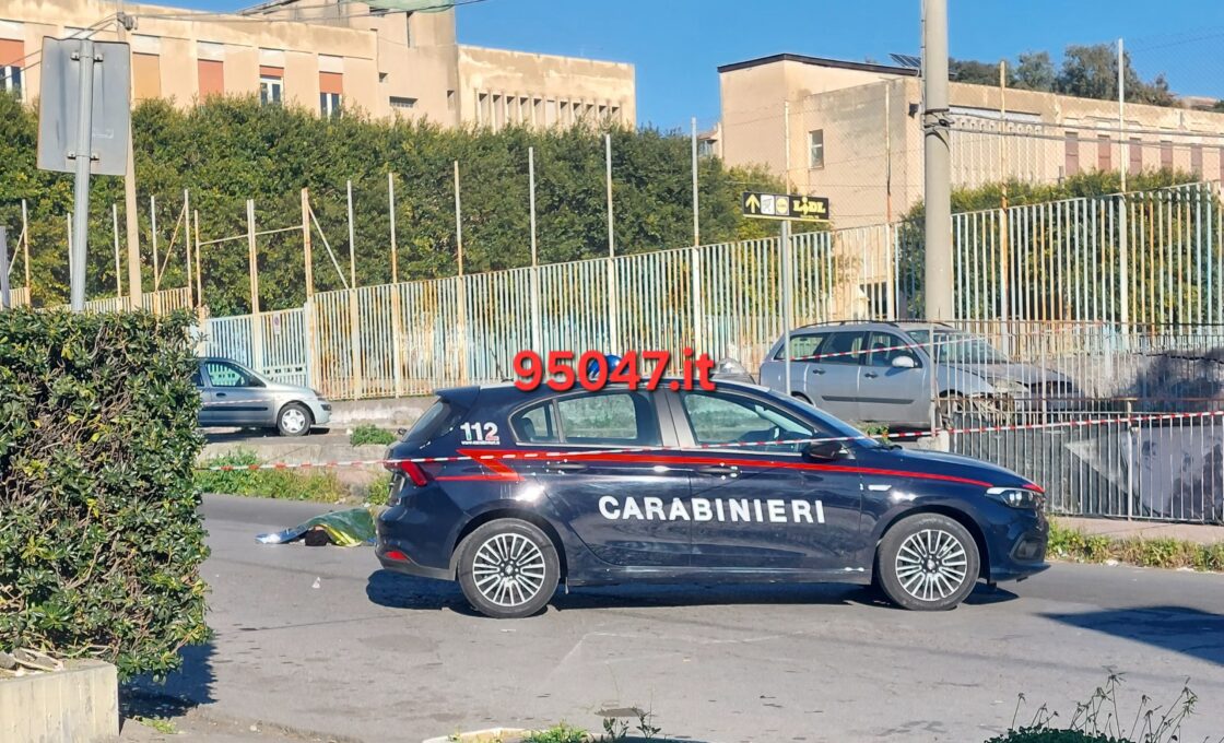 PATERNO'. COLTELLATE PER STRADA, DOPO LA LITE: UCCISO UN 27ENNE MAROCCHINO IN VIA GIOVANNI VERGA INDAGINI IN CORSO