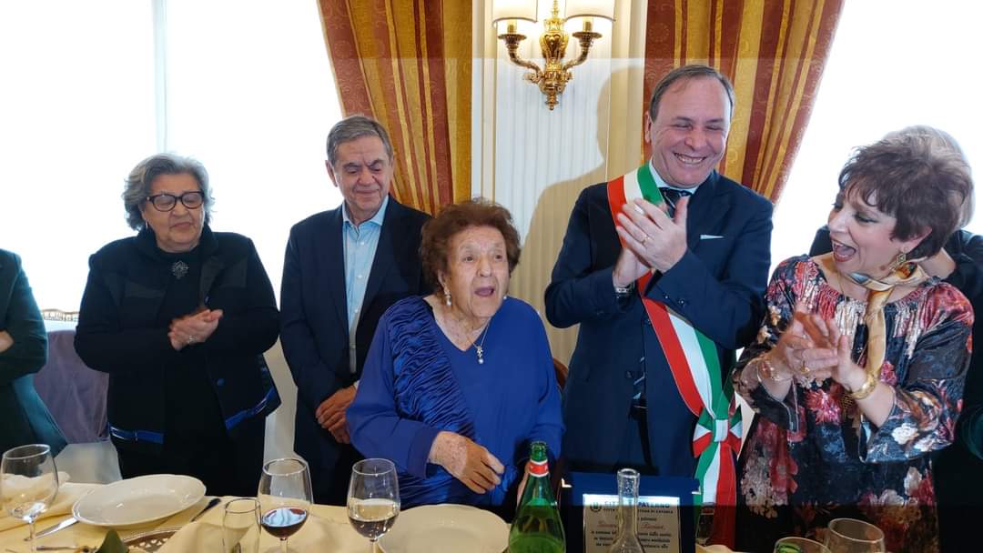 GRANDE FESTA A PATERNÒ PER I 100 ANNI DELLA SIGNORA GIOVANNA ORTO RICCIARI