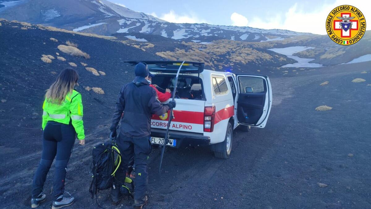 STANCO E DISORIENTATO, SOCCORSO SUL VERSANTE NORD DELL’ETNA - 