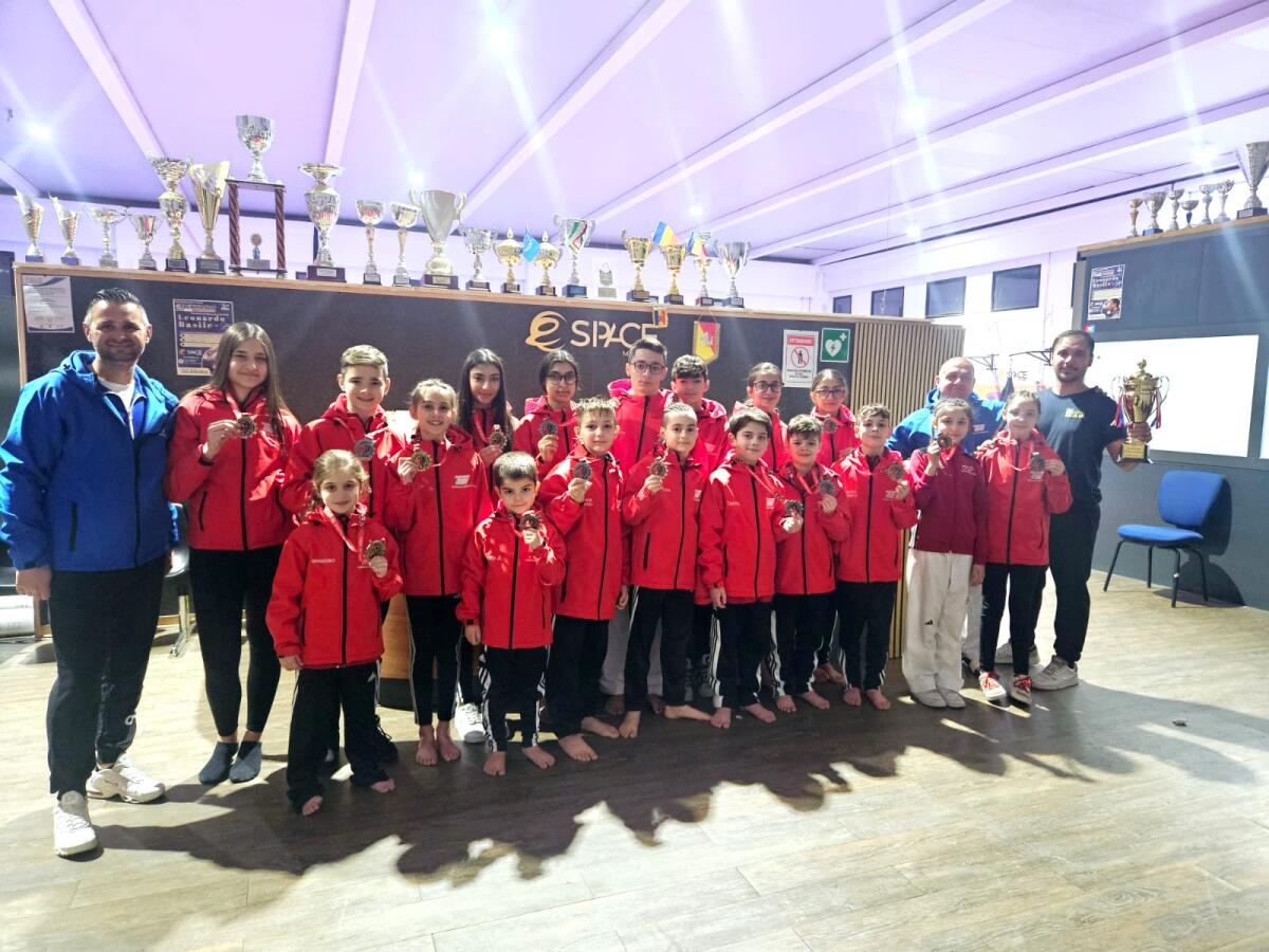 TAEKWONDO MARLETTA ORGOGLIO PATERNESE, TRIONFA IN ALBANIA CON 15 MEDAGLIE, TERZO CLUB SU 72. - 