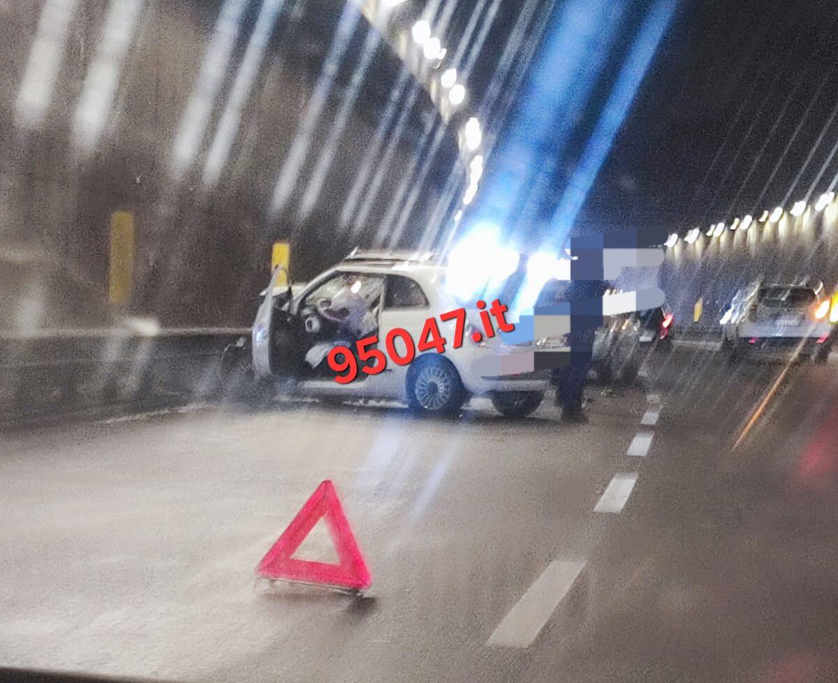 INCIDENTE SULLA TANGENZIALE DI CATANIA: LUNGHE CODE DOPO UNO SCONTRO TRA QUATTRO AUTO - 