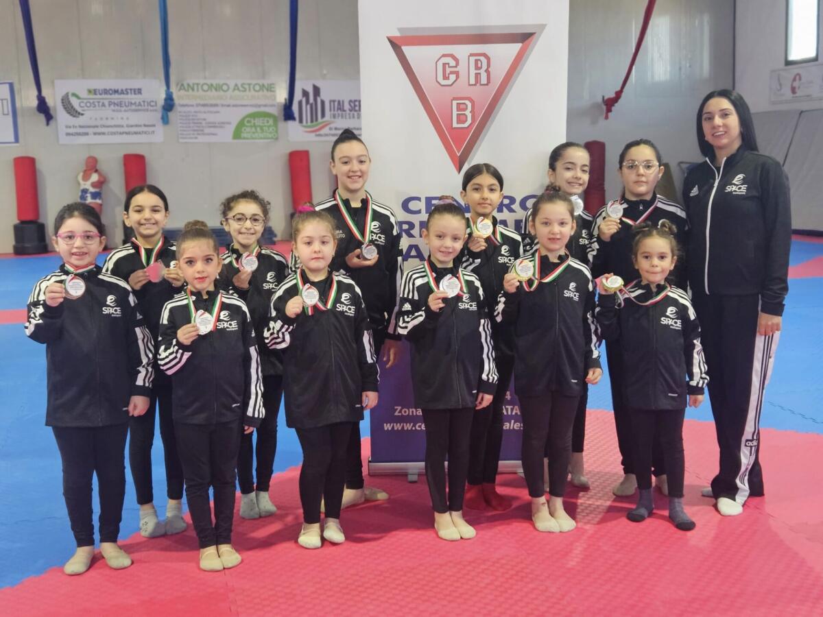 GINNASTICA RITMICA,IL DEBUTTO VINCENTE DI E-SPACE MULTISPORT CON 13 MEDAGLIE AL REGIONALE 2024 - 