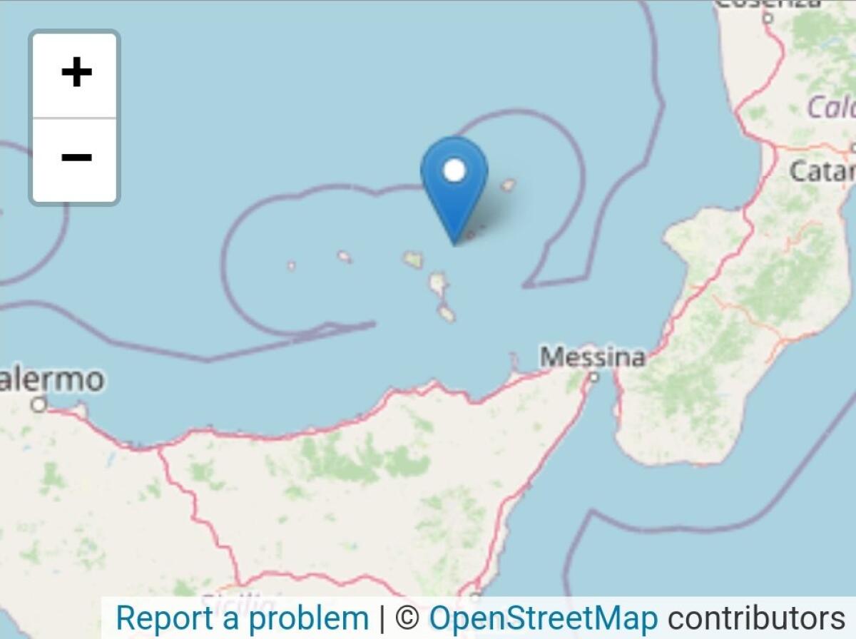 FORTE SCOSSA DI TERREMOTO DI MAGNITUDO 4.4 ALLE ORE 5.37 NELLE ISOLE EOLIE - 