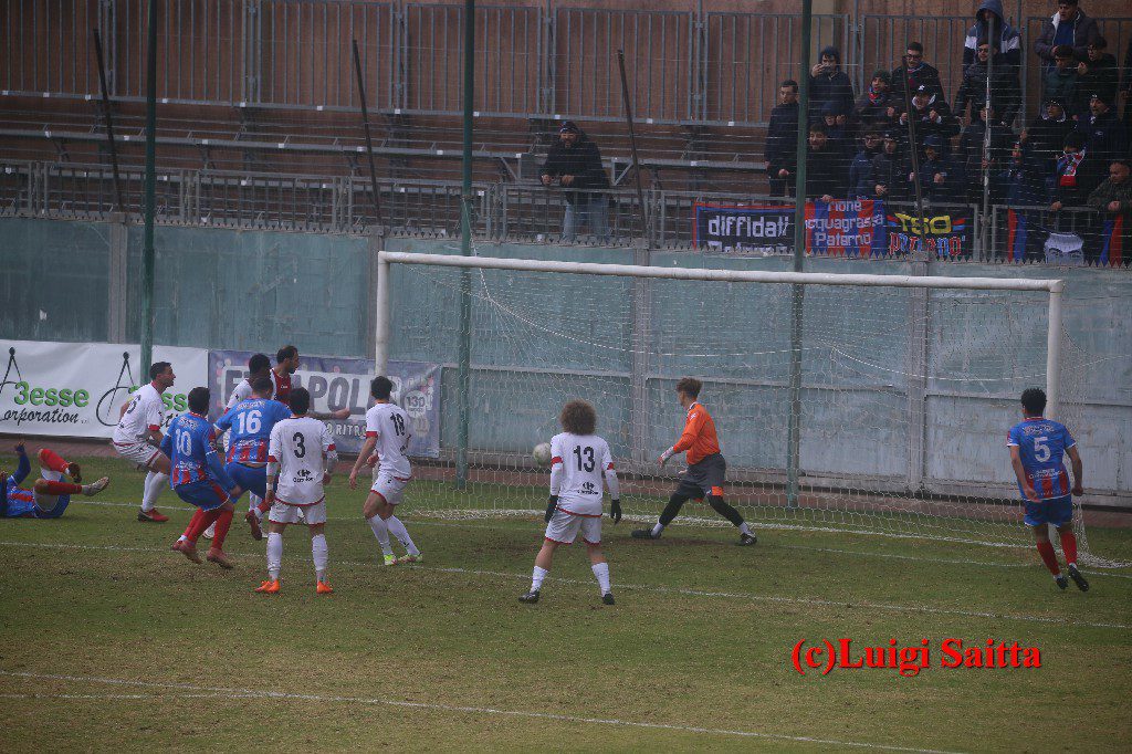 PATERNO’ CALCIO: VITTORIA CONTRO IL BOCALE, ORA IL MANDURIA – LE FOTO