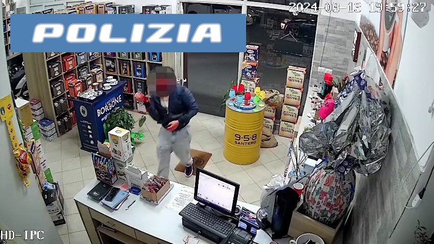 CATANIA, TENTA DI UCCIDERE A COLTELLATE L’EX MARITO DELLA COMPAGNA