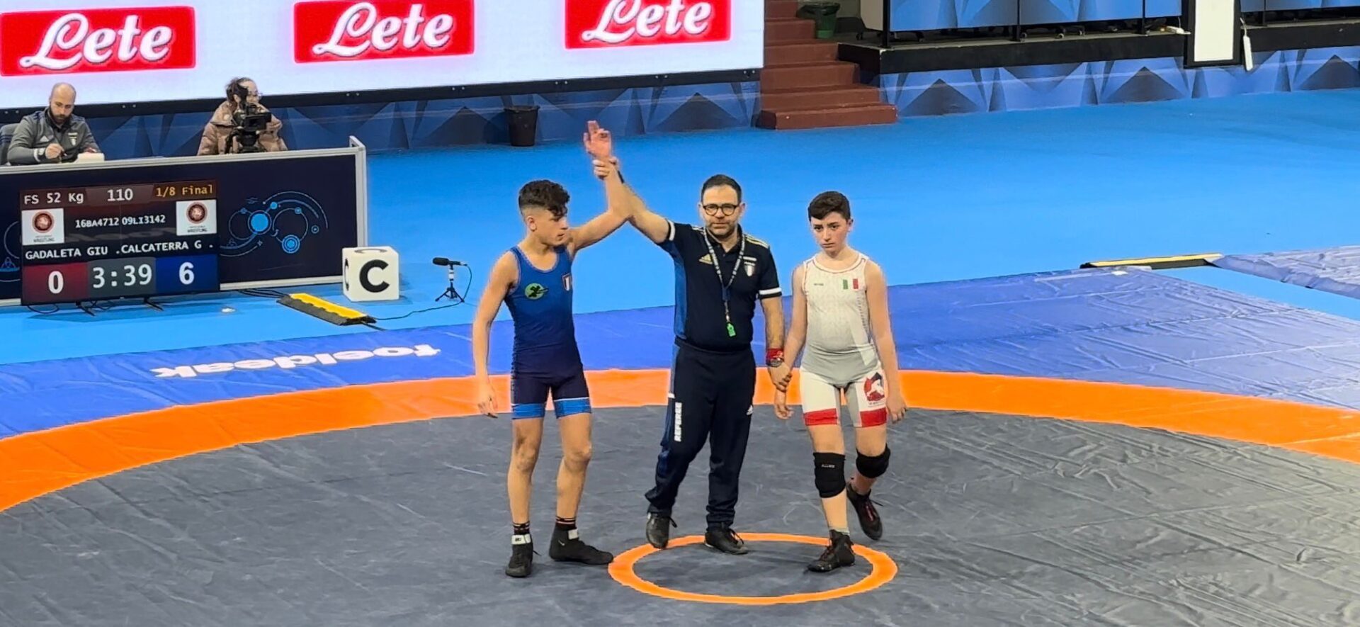 IL GIOVANISSIMO PATERNESE GIORGIO CONQUISTA IL TITOLO ITALIANO DI LOTTA LIBERA