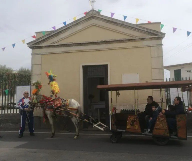 PATERNO'. INIZIO DEI FESTEGGIAMENTI CON LA BENEDIZIONE DELL'ALTERINO DI SAN GIUSEPPE