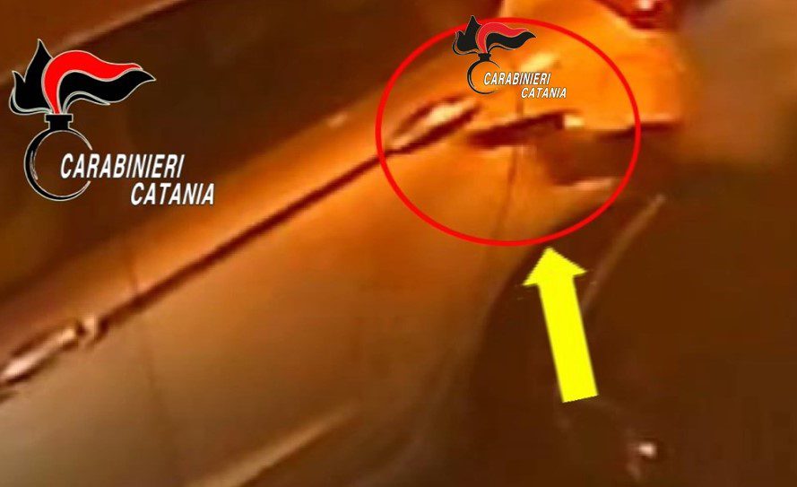 ARRESTATO 37ENNE PATERNESE INCENSURATO, RAPINA L’INCASSO DI UN RIFORNIMENTO DI BENZINA