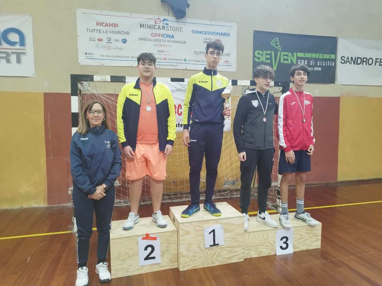 PATERNÒ BADMINTON TRIONFA AL TORNEO GRAND PRIX DI CALTANISSETTA