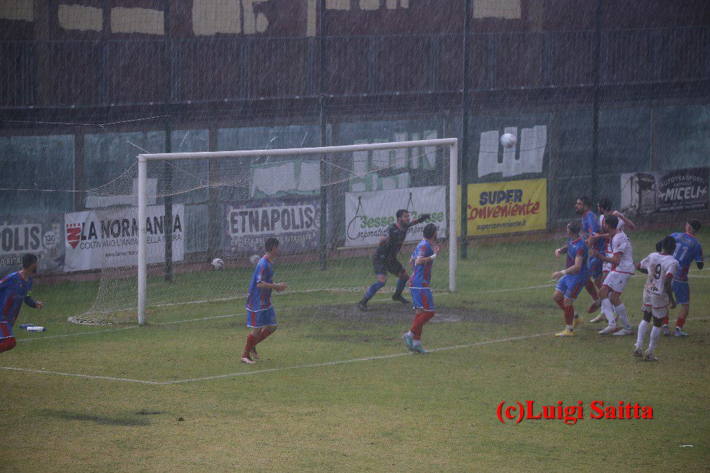 PATERNO’ CALCIO: VITTORIA CONTRO IL BOCALE, ORA IL MANDURIA – LE FOTO