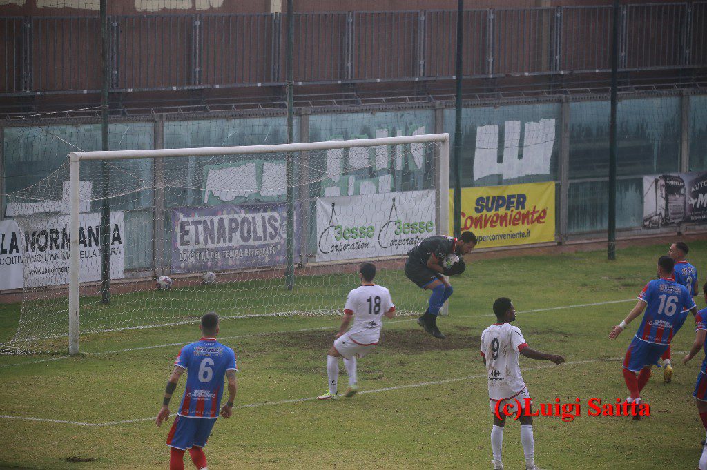 PATERNO’ CALCIO: VITTORIA CONTRO IL BOCALE, ORA IL MANDURIA – LE FOTO