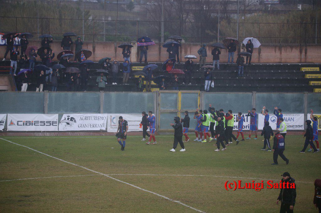 PATERNO’ CALCIO: VITTORIA CONTRO IL BOCALE, ORA IL MANDURIA – LE FOTO