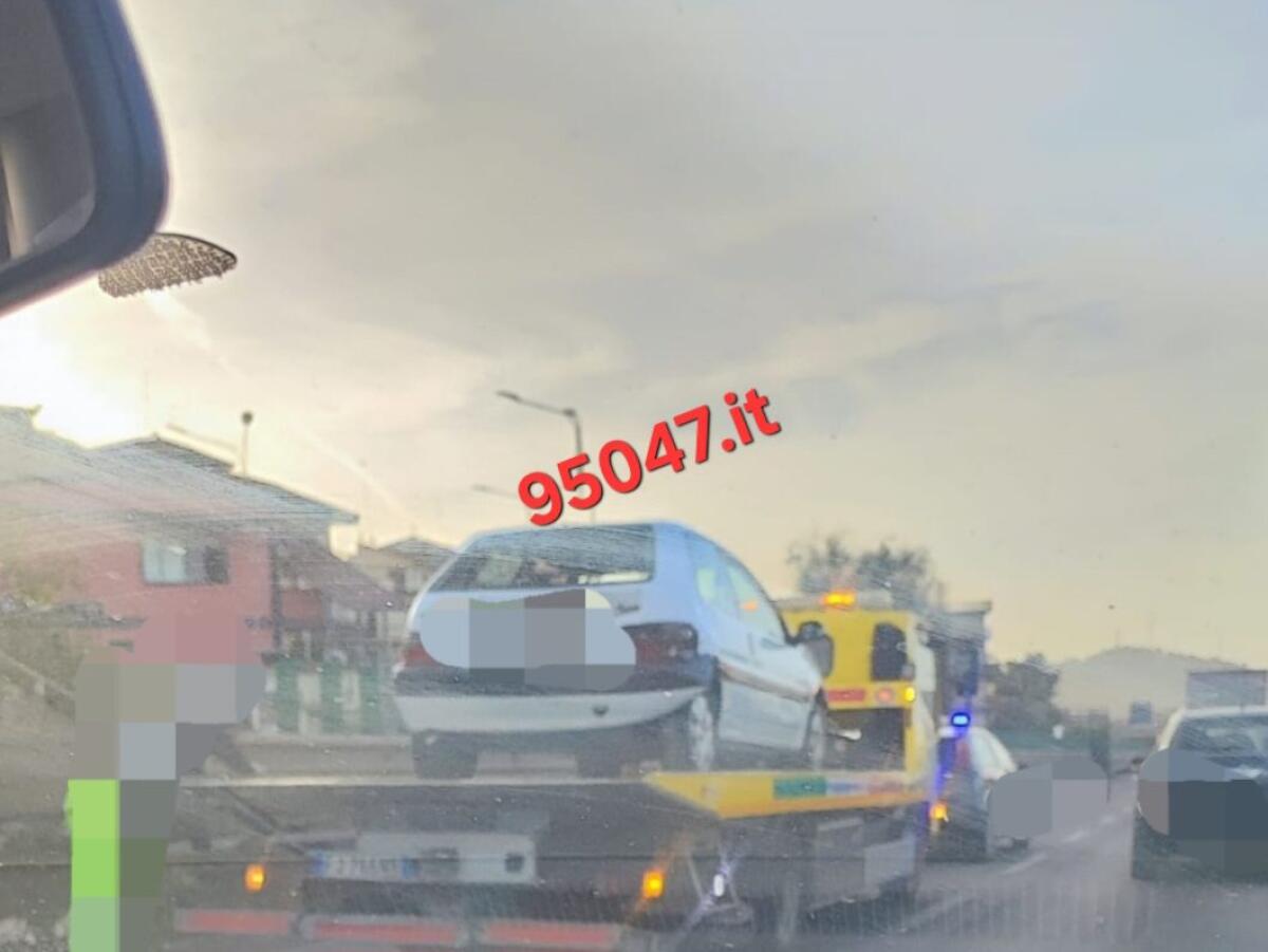 ENNESIMO INCIDENTE SULLA SS121: CODE E DISAGI PER GLI AUTOMOBILISTI - 