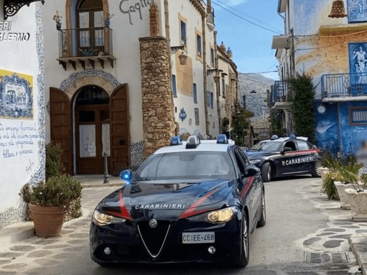 REGALI PER AVERE GLI APPALTI IN SICILIA, OTTO ARRESTI, FRA DI LORO L'EX SINDACO DI PARTINICO E IL CAPO DEI VIGILI DI AGRIGENTO - 