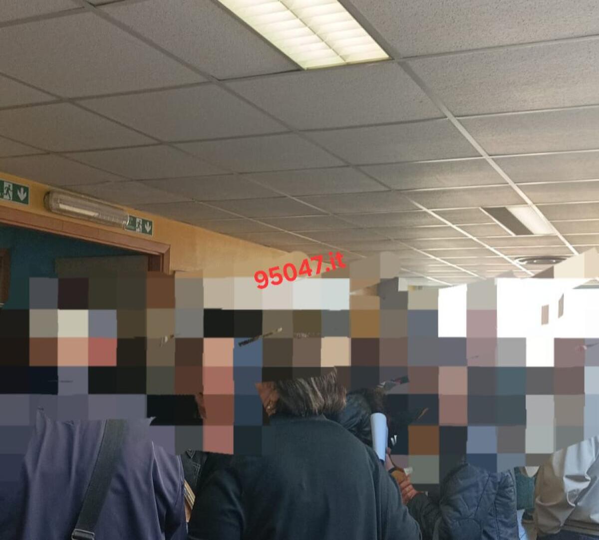 PATERNO’: MATTINATA DI CAOS ALL’UFFICIO ESENZIONI DELL’ASP - 