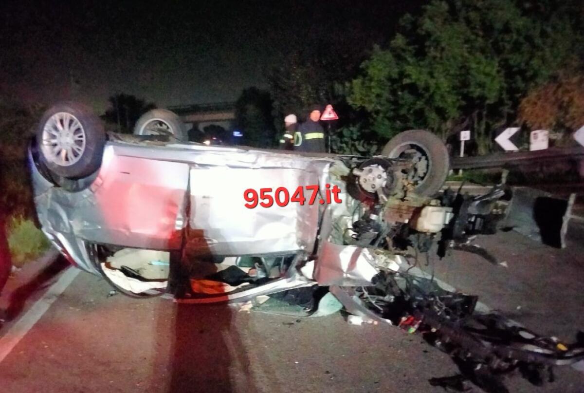 GRAVE INCIDENTE QUESTA MATTINA A MISTERBIANCO, AUTO SI RIBALTA, GRAVE DONNA - 