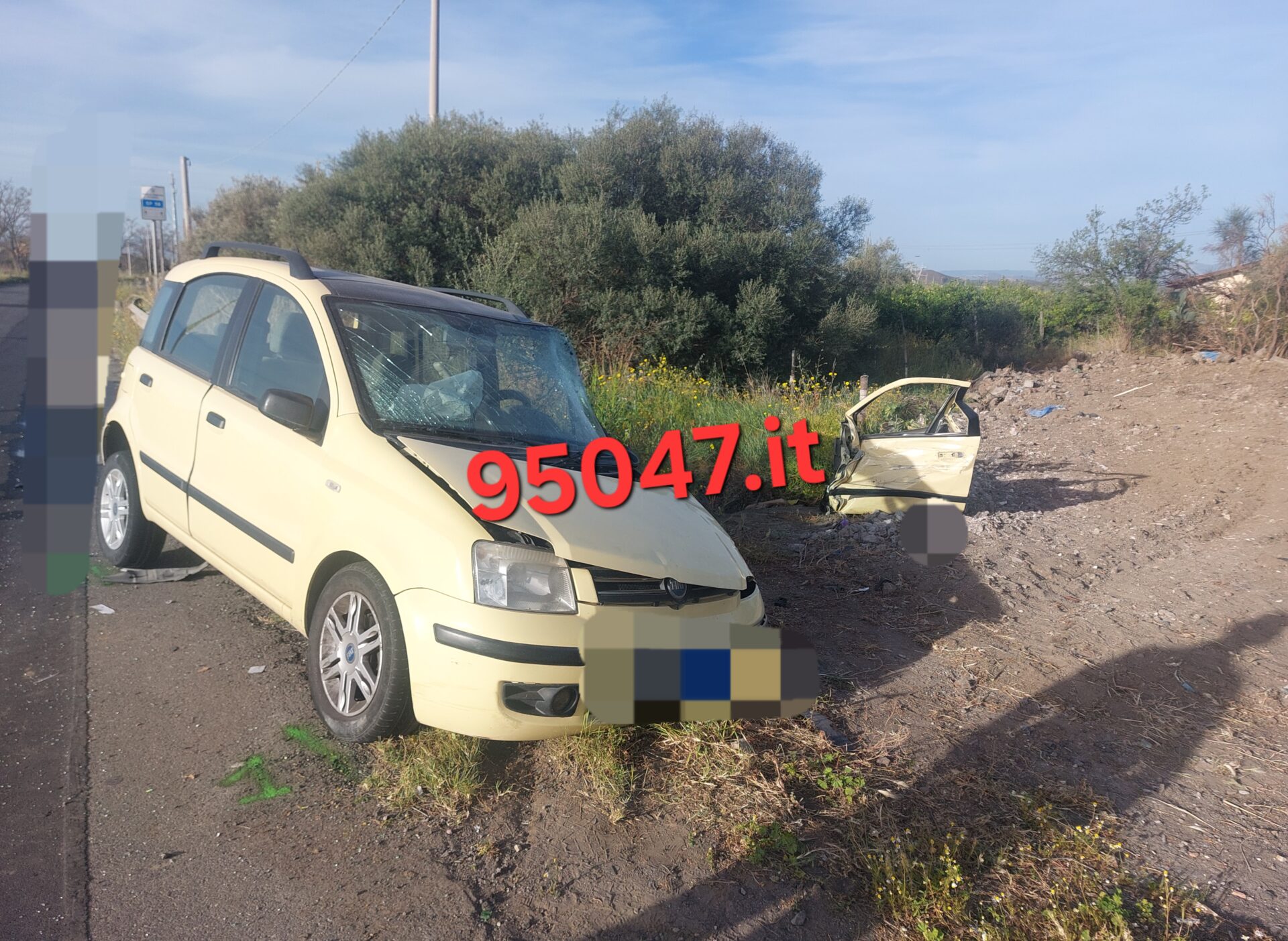 GRAVE INCIDENTE A TRE FONTANE, SCONTRO TRA DUE MEZZI. FERITO UOMO