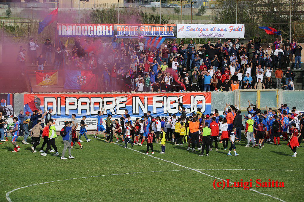 PATERNO’ CALCIO: IL SOGNO CONTINUA, CONQUISTATA LA FINALE DI COPPA