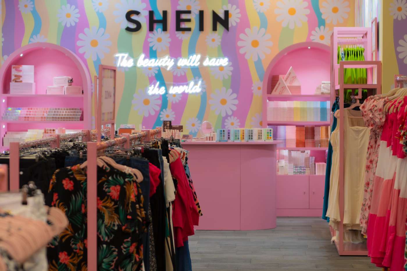E' ARRIVATO SHEIN A CATANIA CON UN POP-UP STORE ALLE CIMINIERE