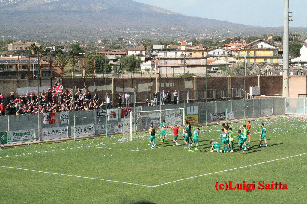 PATERNO’ CALCIO: IL SOGNO CONTINUA, CONQUISTATA LA FINALE DI COPPA