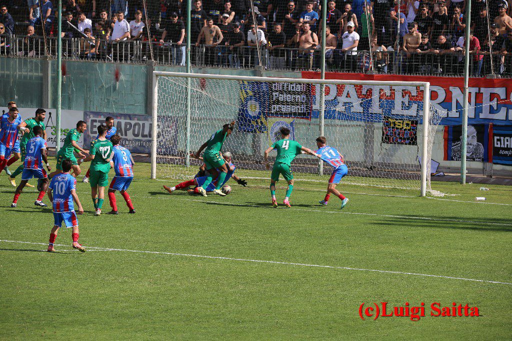 PATERNO’ CALCIO: IL SOGNO CONTINUA, CONQUISTATA LA FINALE DI COPPA