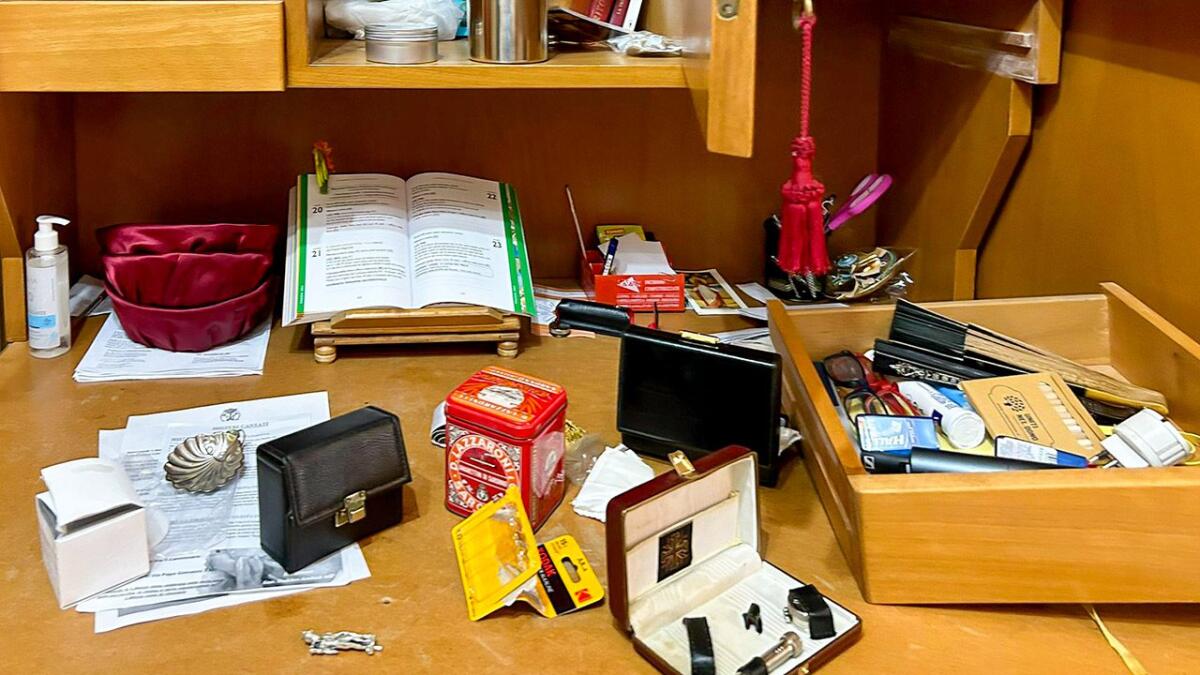 GIARRE. I SOLITI IGNOTI “VISITANO” LA CHIESA DELLA REGINA PACIS, PROFANATO ANCHE IL TABERNACOLO. RUBATI OGGETTI SACRI PER OLTRE 5.000 EURO - 