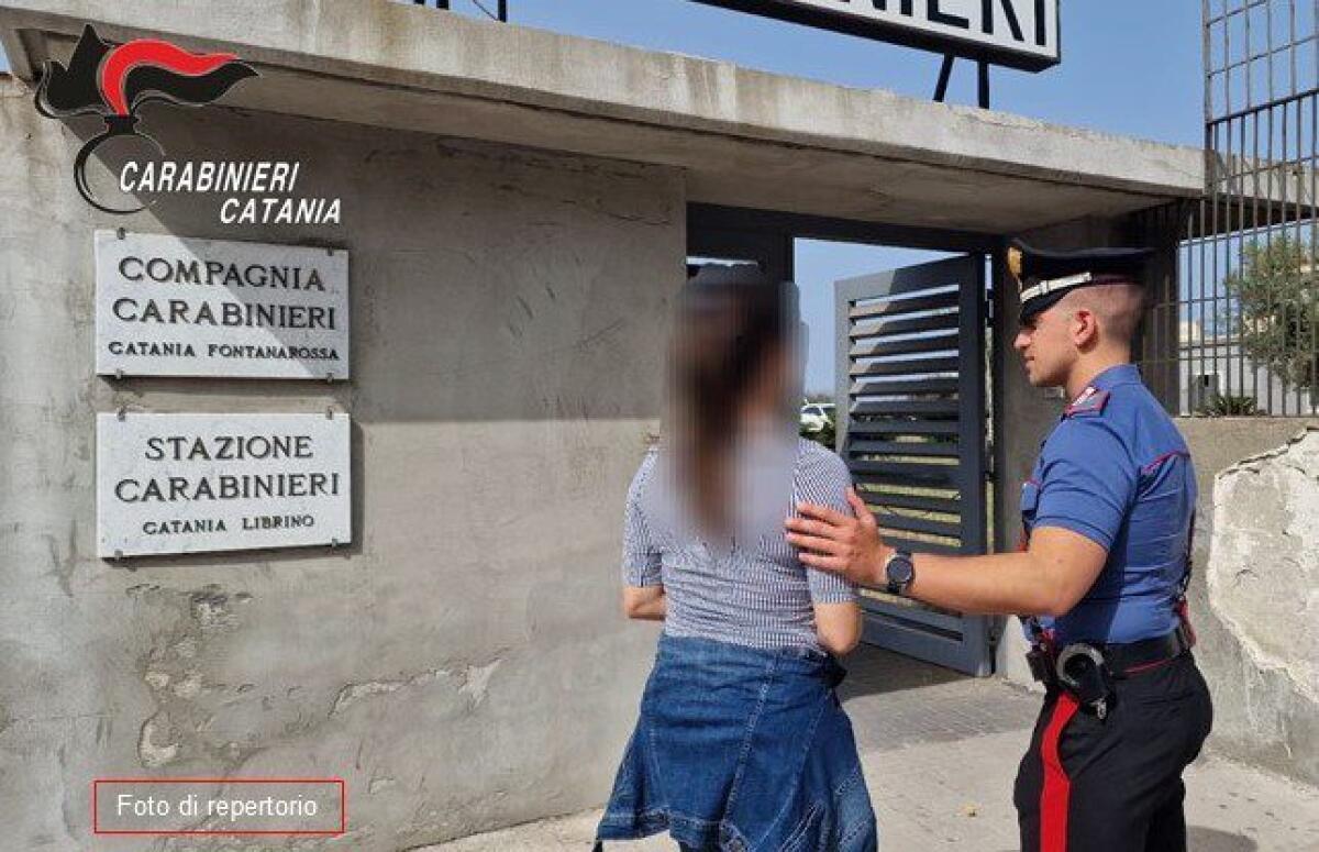 CATANIA. TENTA DI AGGREDIRE LA MOGLIE E URLA: “ARRESTATEMI OPPURE L’AMMAZZO”. CONDOTTO IN CARCERE DAI CARABINIERI - 