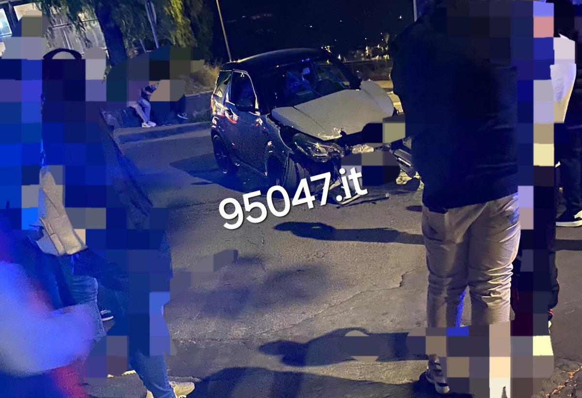 PATERNÒ. VIOLENTO SCONTRO TRA DUE MEZZI  IN VIA CONVENTO - 