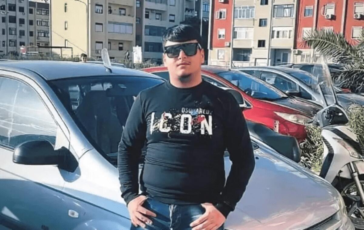 CATANIA. 18ENNE MUORE PER UN MALORE, AMICI SOTTO CHOC: «ABBIAMO IL CUORE A PEZZI» - 