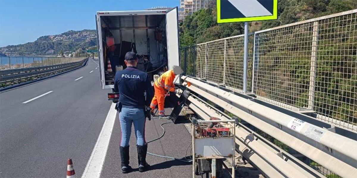 CANTIERE IRREGOLARE SULL'AUTOSTRADA CATANIA MESSINA, LA POLIZIA STRADALE SOSPENDE I LAVORI - 