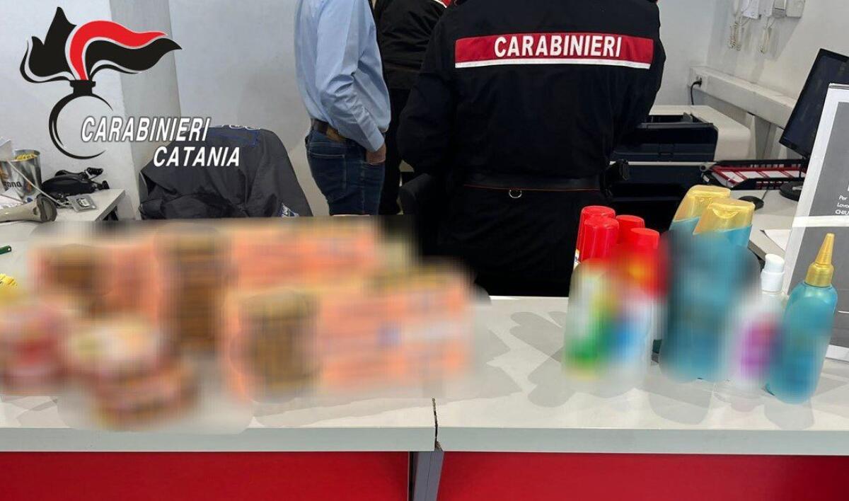BIANCAVILLA. RUBA IN UN SUPERMERCATO SCATOLETTE DI TONNO E PROFUMI, ARRESTATA - 
