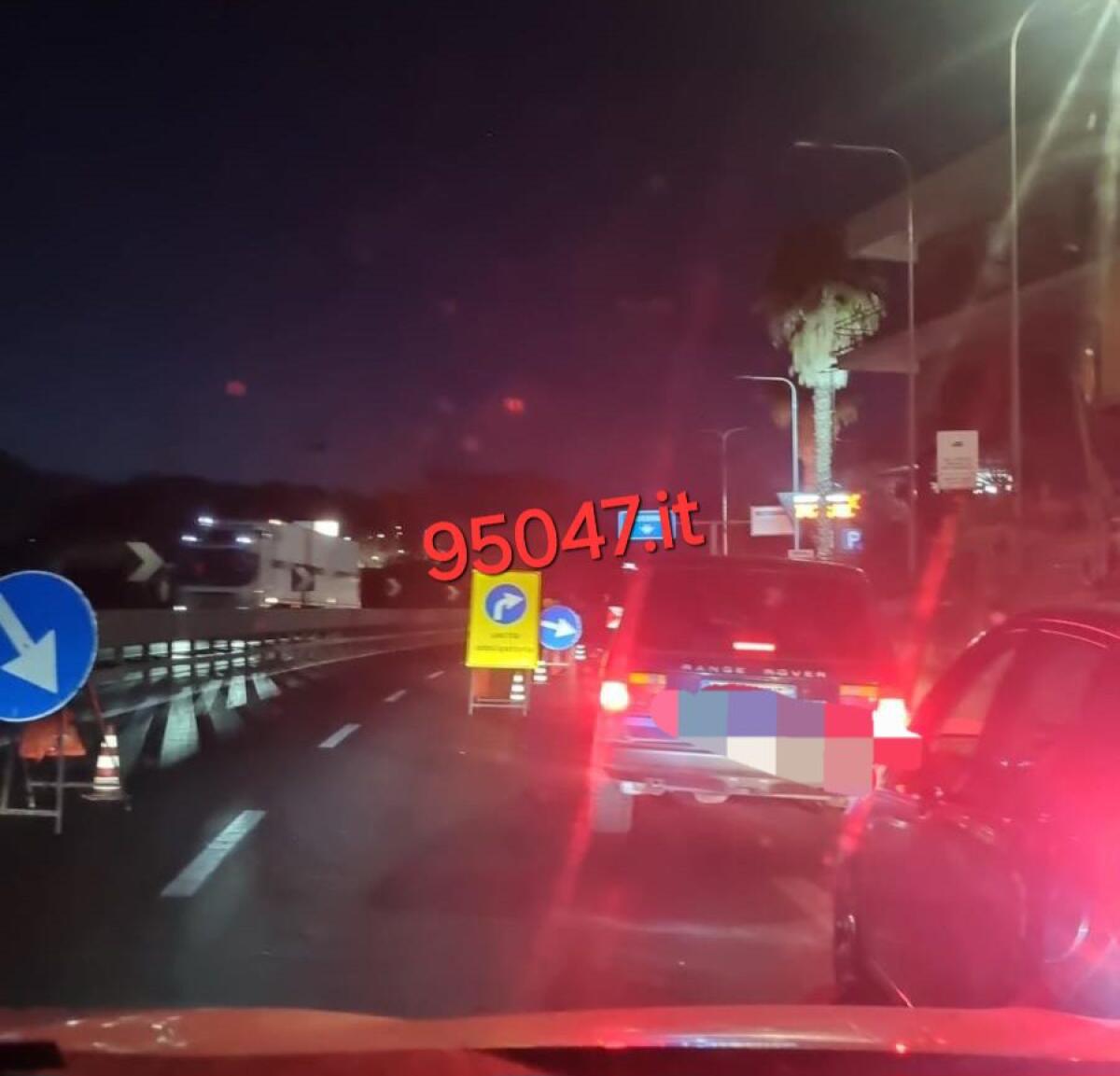 LAVORI SS121. USCITA OBBLIGATORIA MISTERBIANCO  DISAGI E TRAFFICO CONGESTIONATO - 