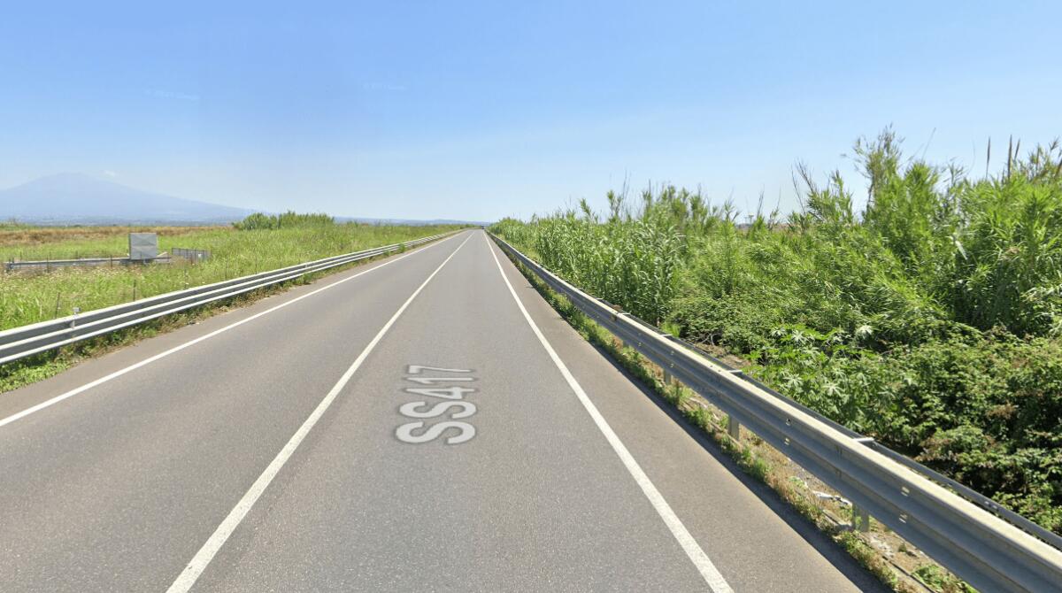 RAMACCA. GRAVISSIMO INCIDENTE SULLA SS 417 SCONTRO TRA DUE AUTO, UN MORTO - 