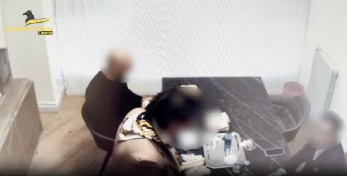 CATANIA. SOMMINISTRAZIONE FRAUDOLENTA DI MANODOPERA, RICICLAGGIO E FRODE FISCALE: 16 MISURE CAUTELARI E SEQUESTRO PER 29 MILIONI - 