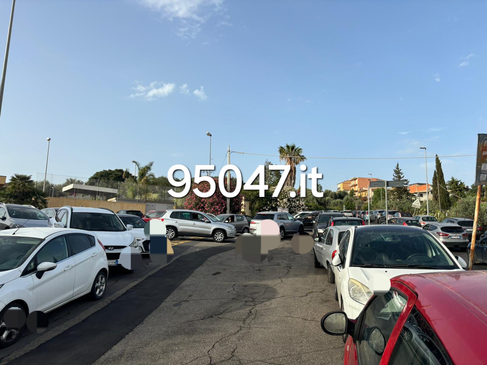 PATERNO'. MANIFESTAZIONE IN VIA CONTESSA ADELAIDE: TRAFFICO IN TILT NEI PRESSI DELLO SVINCOLO E VIA LIMITROFE