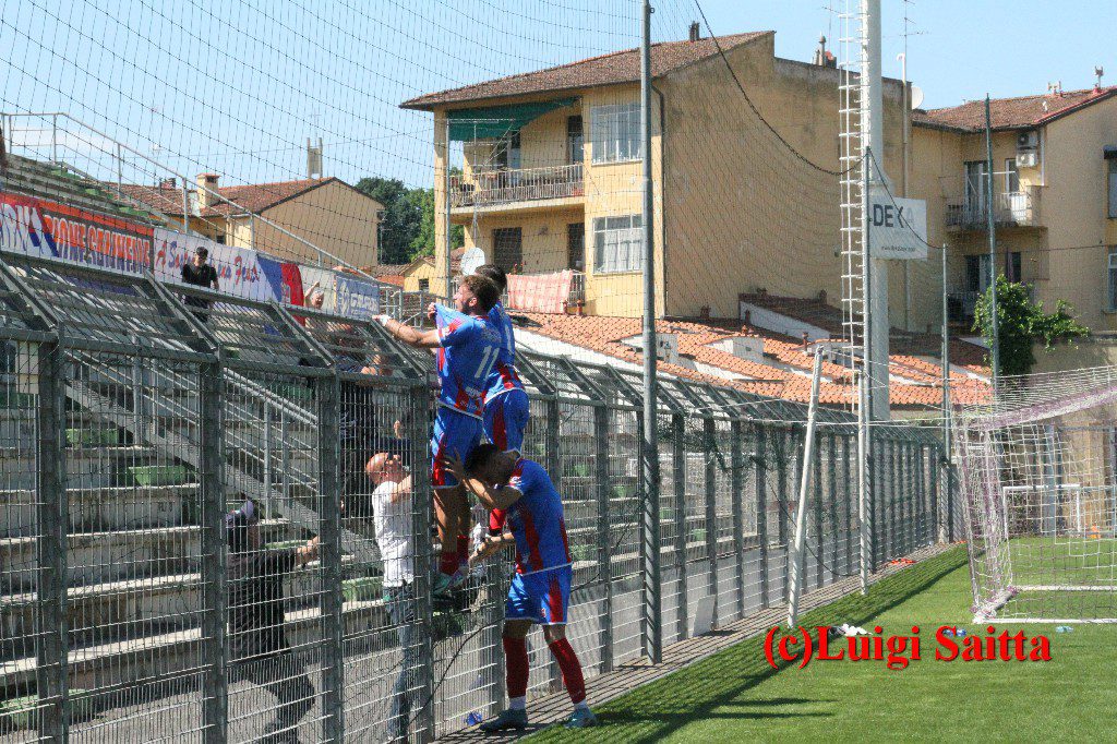 PATERNO’ CALCIO: RIVIVIAMO LA CAVALCATA FINALE CON LE FOTO DI LUIGI SAITTA