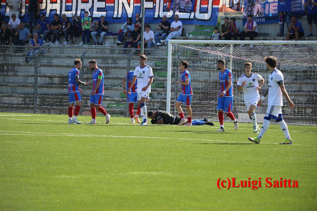 PATERNO’ CALCIO: RIVIVIAMO LA CAVALCATA FINALE CON LE FOTO DI LUIGI SAITTA