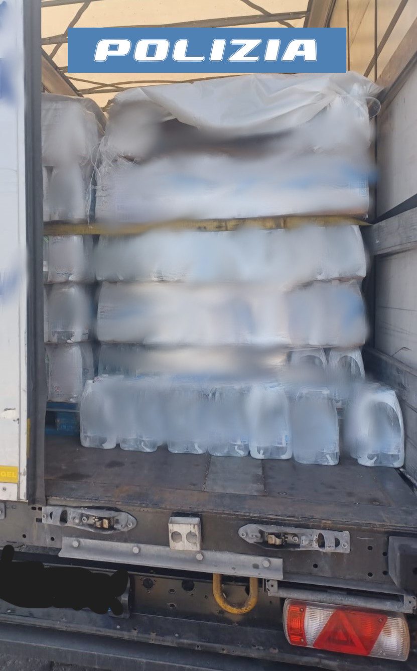 CATANIA. RUBAVANO AI SEMIRIMORCHI POSTEGGIATI AL PORTO, SEI PREGIUDICATI DENUNCIATI