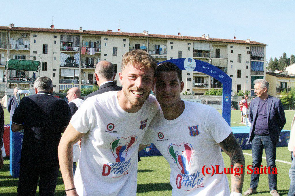 PATERNO’ CALCIO: LA FESTA CONTINUA, RIVIAMO LA FINALE TRA TIFOSI E FESTEGGIAMENTI