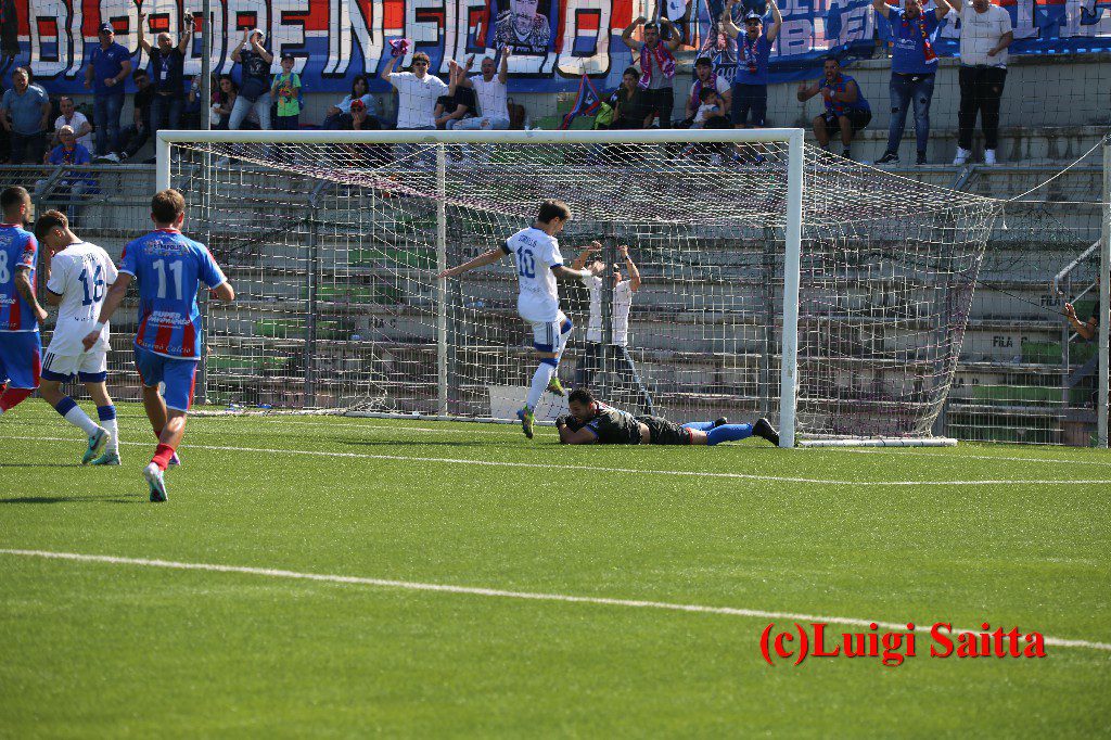 PATERNO’ CALCIO: RIVIVIAMO LA CAVALCATA FINALE CON LE FOTO DI LUIGI SAITTA