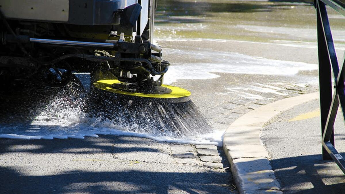 PATERNO'- PARTE DOMANI IL NUOVO SERVIZIO DI PULIZIA STRADALE MECCANICA . IL CALENDARIO - 