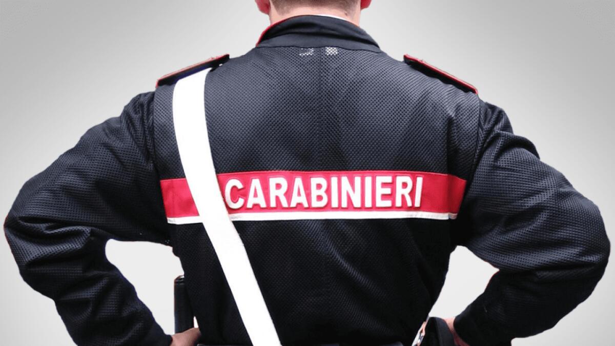 CATANIA. SI NASCONDE NEL BAGAGLIAIO DELL’AUTO E AGGREDISCE I GENITORI, ARRESTATA - 