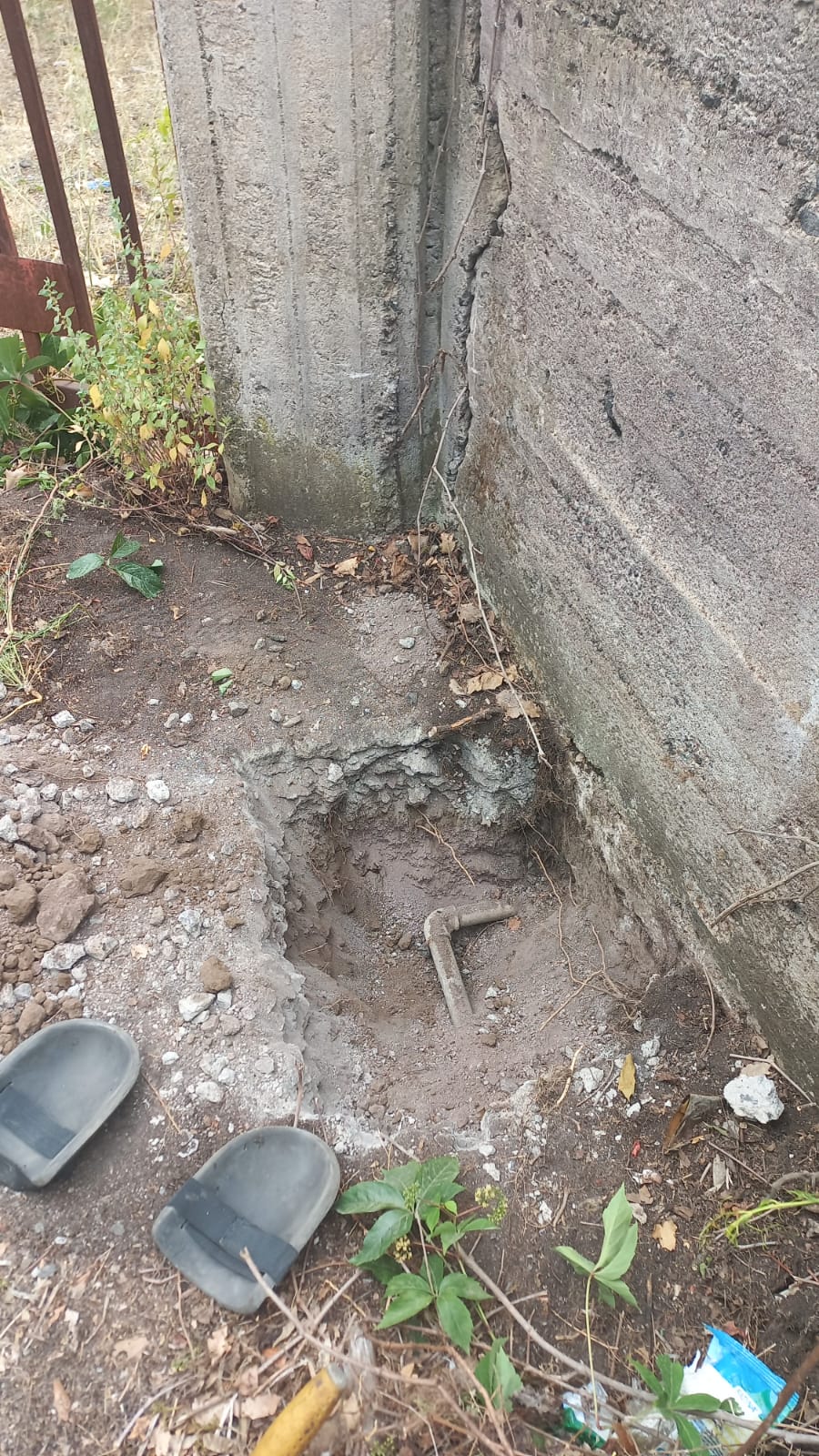 RAGALNA: SCOPERTI ALLACCI ABUSIVI ALLA RETE IDRICA, DENUNCIATI I FURBETTI