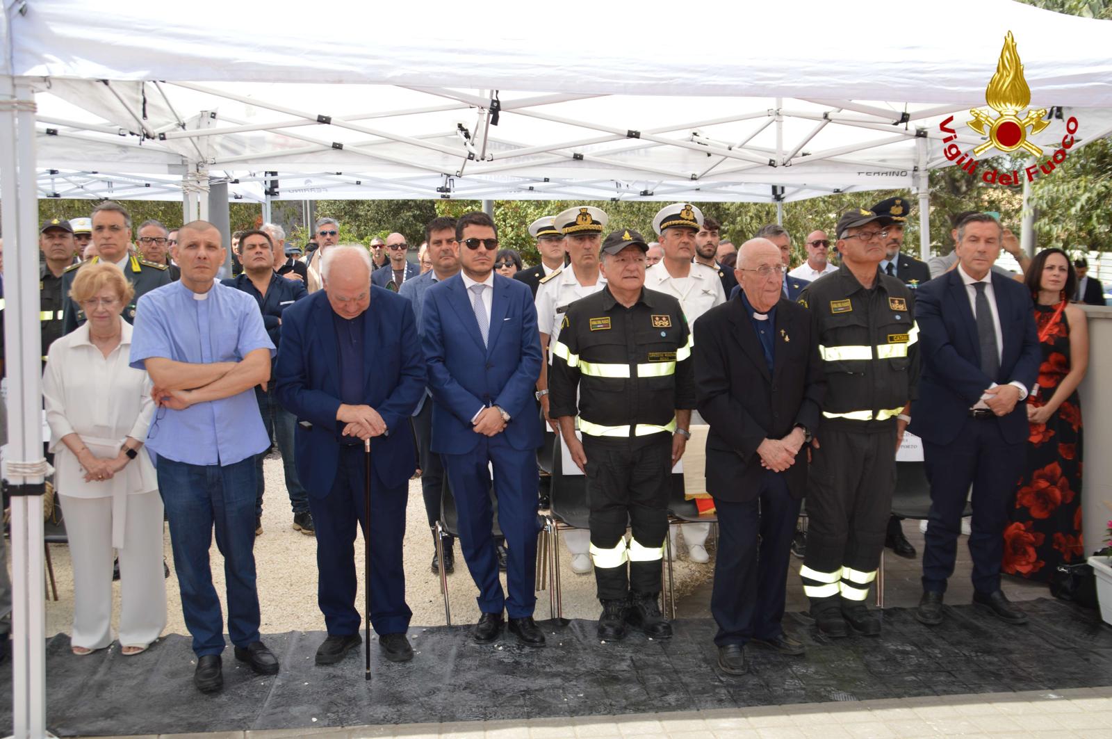 CATANIA DEDICA UNA PIAZZA AI VIGILI DEL FUOCO CADUTI IN SERVIZIO