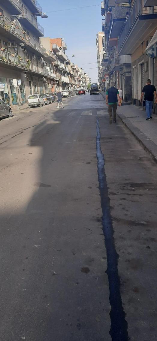 PATERNO'. AVVIATO IL NUOVO SERVIZIO DI SPAZZAMENTO MECCANICO DELLE STRADE URBANE: PRIMA GIORNATA CON TANTE  MULTE E RIMOZIONI