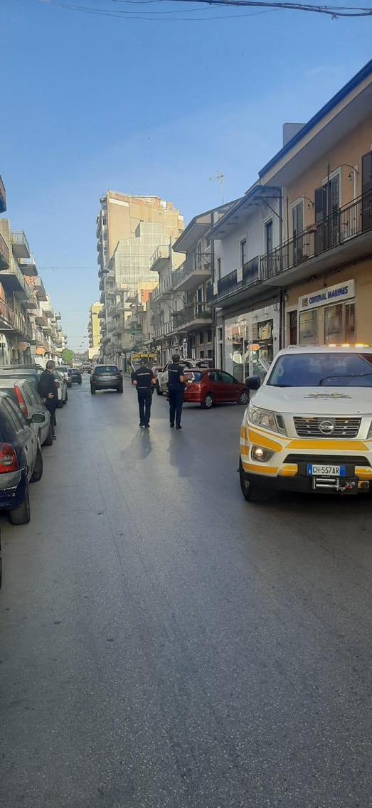 PATERNO'. AVVIATO IL NUOVO SERVIZIO DI SPAZZAMENTO MECCANICO DELLE STRADE URBANE: PRIMA GIORNATA CON TANTE  MULTE E RIMOZIONI